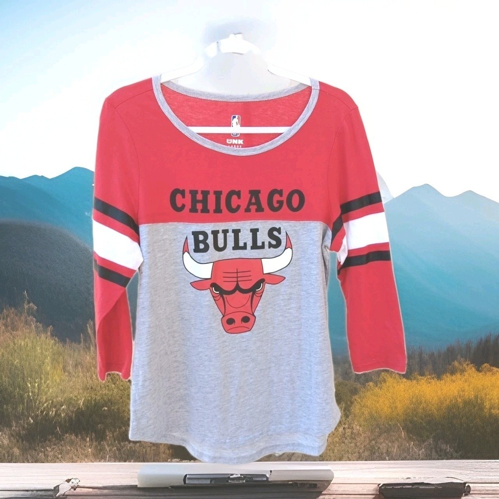 NBA Chicago Bulls T-Shirt Men's Large Red 100% Polyester‎ Super Soft NWT